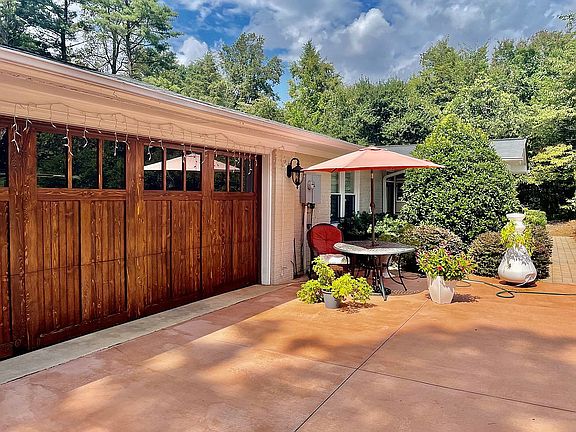 Craftsman garage door