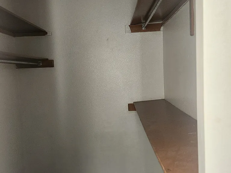 10930 Highwood Way — Photo 3
