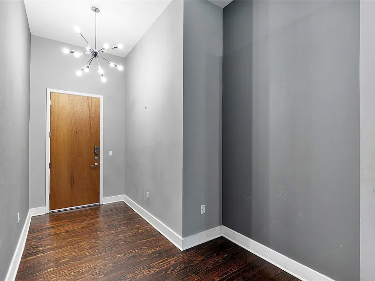 1312 Live Oak St #215 — Photo 7