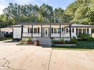 404 Springlake Rd, Lawrenceville, GA 30046