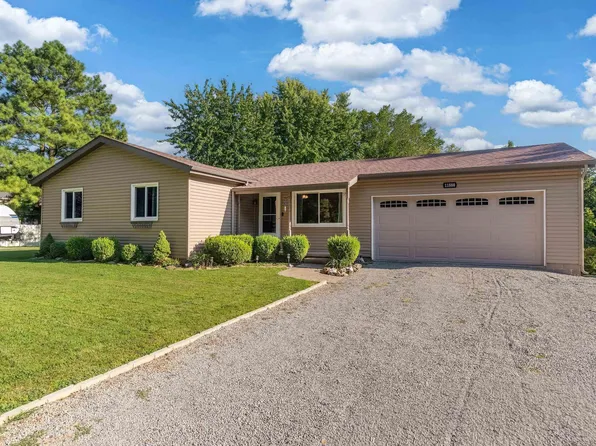 11888 Trolley Line Rd, Marion, IL 62959