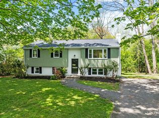 436 King St, Raynham, MA 02767