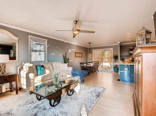 230 Dawson Dr, Cockeysville, MD 21030