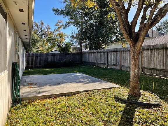 4th image of 16127 Cypress Point Dr
