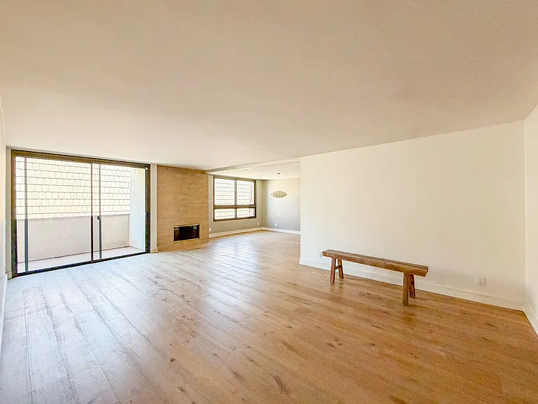 8828 Pershing Dr #305 — Photo 4