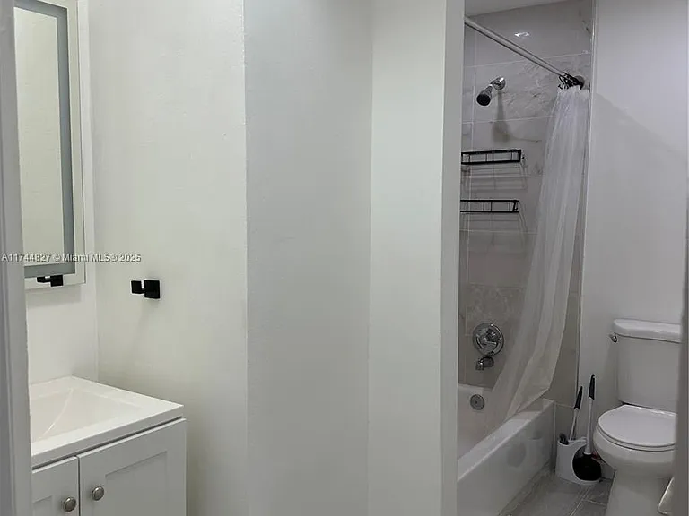 399 NW 72nd Ave #310 — Photo 12