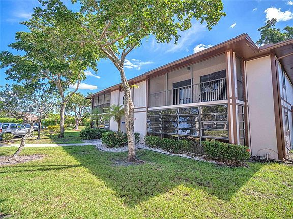 3rd image of 9379 S Belfort Cir #216