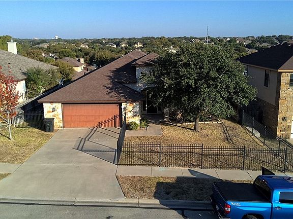 2nd image of 5405 Fiesta Oak Dr