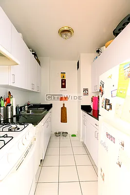 Rented by City Wide Apartments | media 3