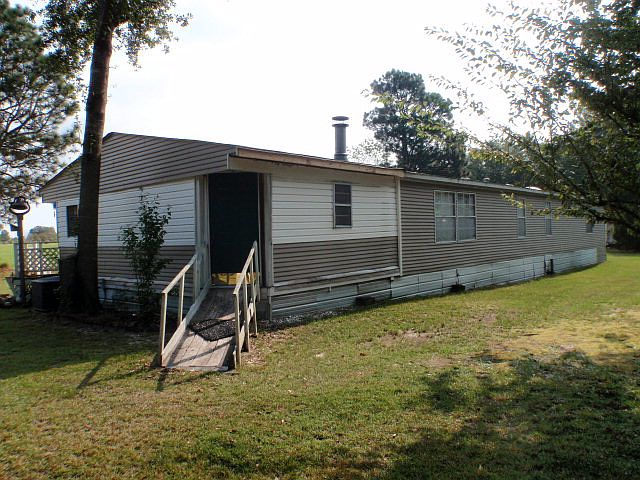 2nd image of 279 Bubba Gunter Rd