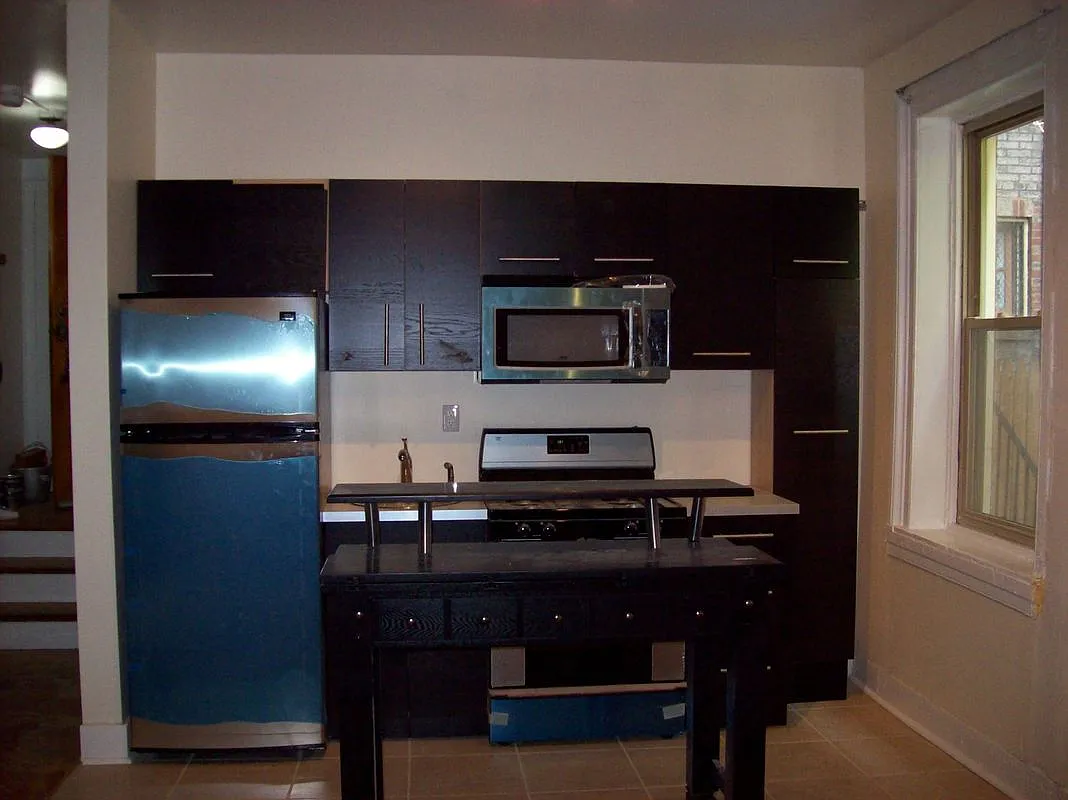 Building Photo - 6 E Franklin St #1