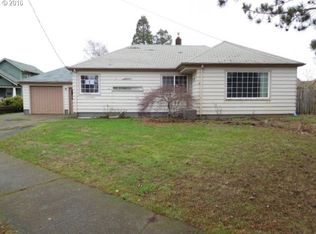 870 E College St, Mount Angel, OR 97362