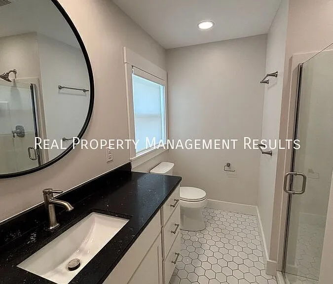 402 W Jennings St — Photo 17