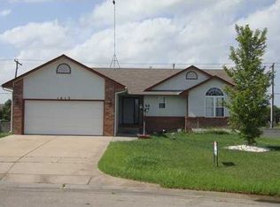 1613 S Todd Ct, Wichita, KS 67207