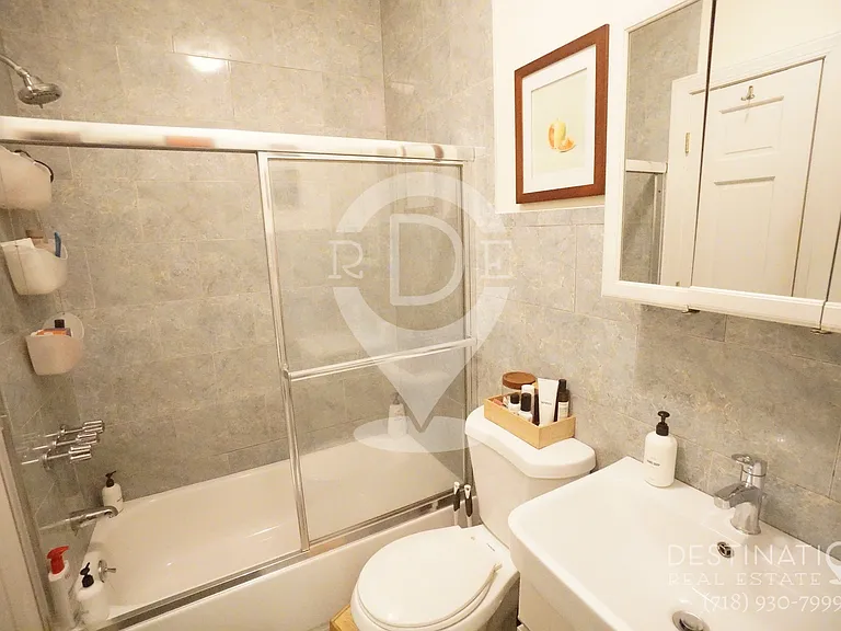 446 Bergen St #1L — Photo 14