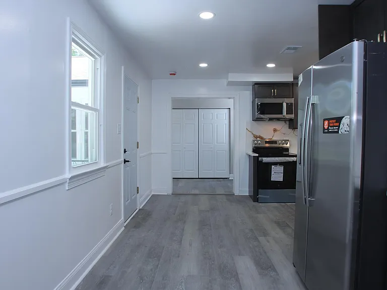 2608 Holly Dr — Photo 25