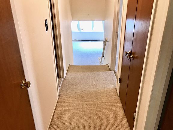 4th image of 22123 59th Ave