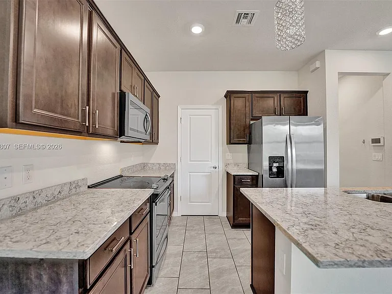 4764 Eucalyptus Dr — Photo 20