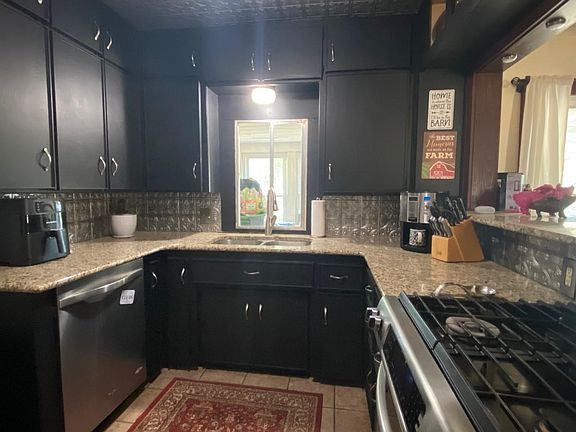 2nd image of 617 E Euclid Ave