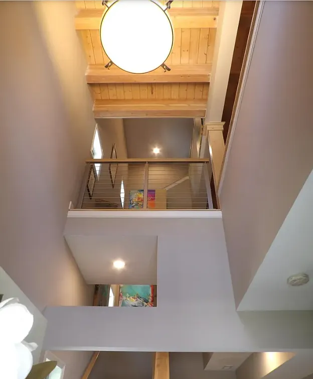 3 bed, 2310 sqft, $3,370 — Photo 2