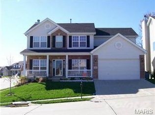3201 Kingsridge Manor Dr, Saint Louis, MO 63129