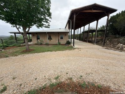 499 Saddleback Ridge Trl, Bandera, TX, 78003