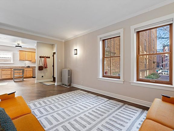 3rd image of 2231 N Bissell St APT 1E