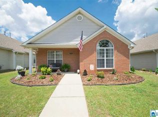 1117 Village Trl, Calera, AL 35040