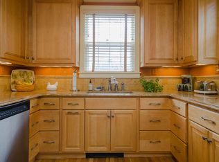 139 South St UNIT E, Portsmouth, NH 03801