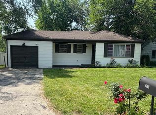 4301 SW 23rd St, Topeka, KS 66614