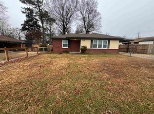 4962 Willow Rd, Memphis, TN 38117
