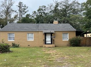 1813 Holly Ave, Savannah, GA 31404