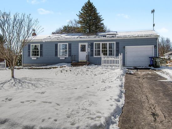 47 Chelsea Road, Essex Jct, VT 05452