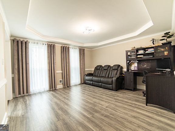 5th image of 2157 Lake Ridge Ter