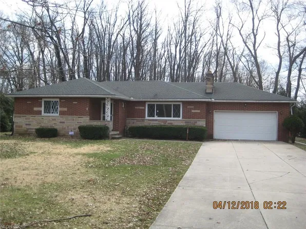 168 Southeast Ave, Tallmadge, OH 44278