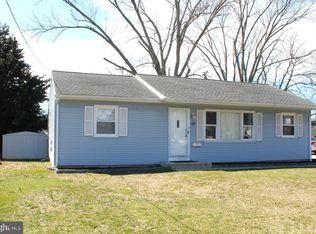 10 Warwick Rd, Stratford, NJ 08084