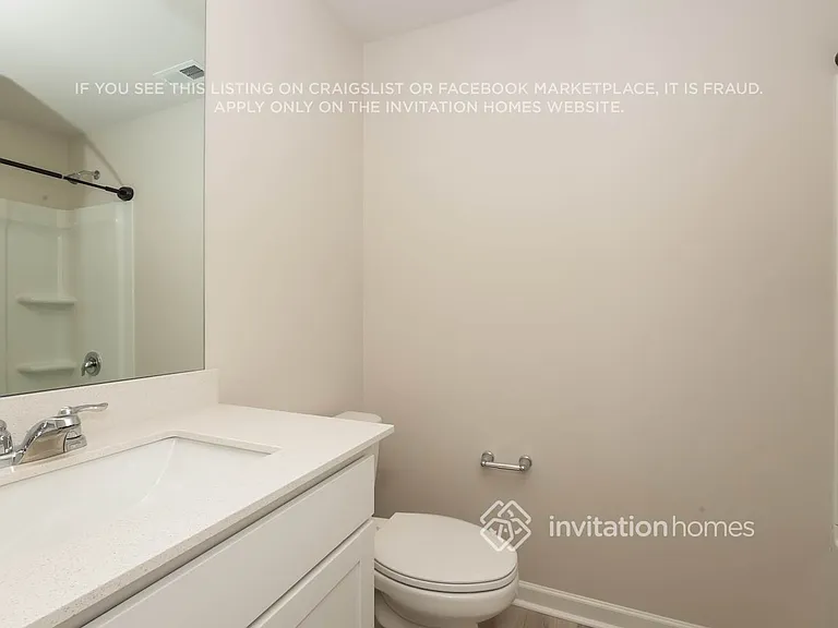 1016 Legacy Ct — Photo 15