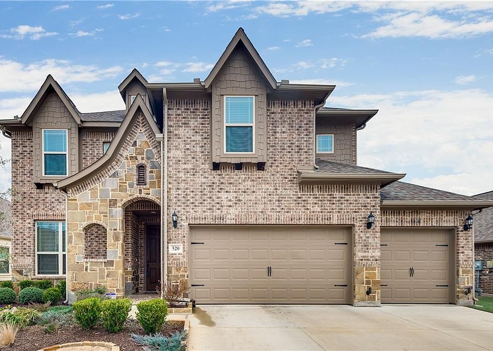 1st image of 520 Warner Dr