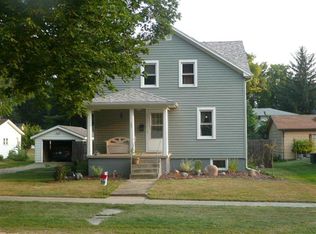 603 W Jackson St, Oregon, IL 61061
