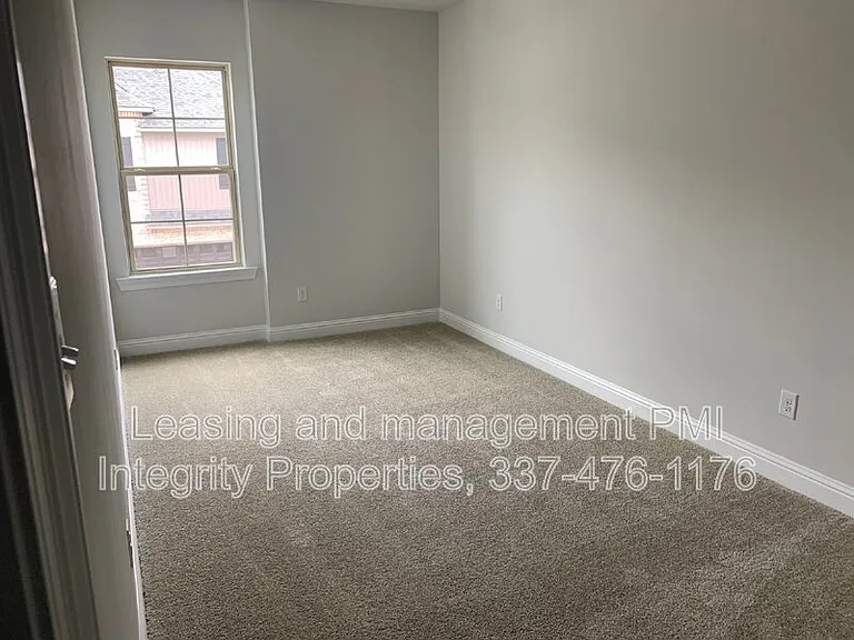 7832 Pisa Dr — Photo 23
