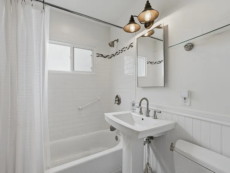 3844 Baker St — Photo 9