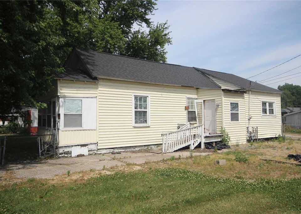 1st image of 2714 W 22nd St