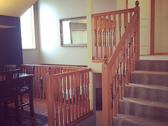 2nd image of 605 SE Alger Dr