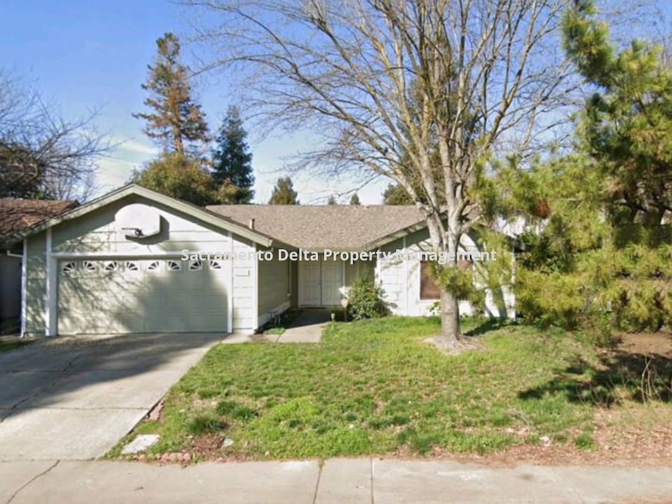 1st image of 135 Cedro Cir