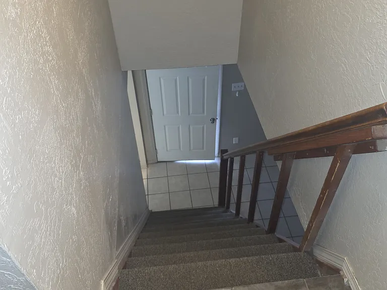 40 S Pinegrove Rd #1 — Photo 7