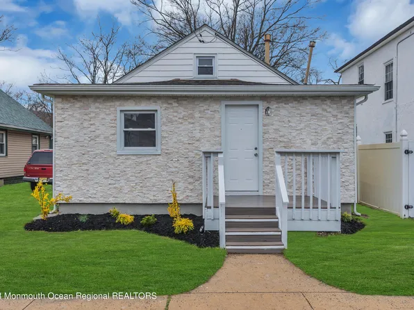 29 Oakwood Place, Keansburg, NJ 07734