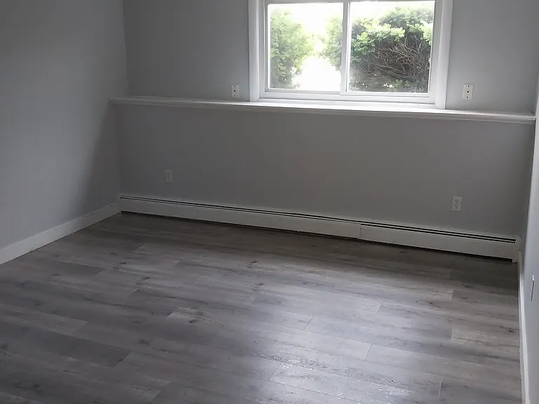 124 Ash St #1S — Photo 4