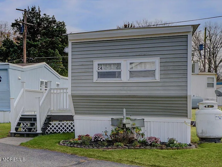 114 Cookstown New Egypt Rd #C7 — Photo 6