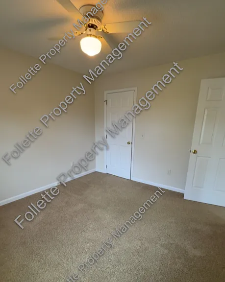 57 Stone Dr #2 — Photo 5