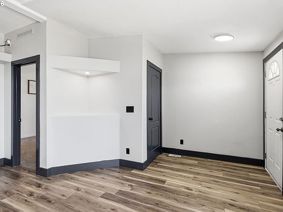 5th image of 345 N 6th St